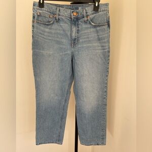 Gap Straight Classic Jeans- Size 31